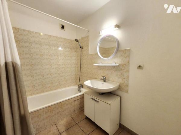 NANTES Centre - T3 rue Paul Bellamy avec 2 stationnements