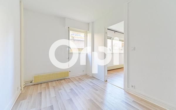 Appartement à vendre    2 pièces • 50,05 m2 Paris 11