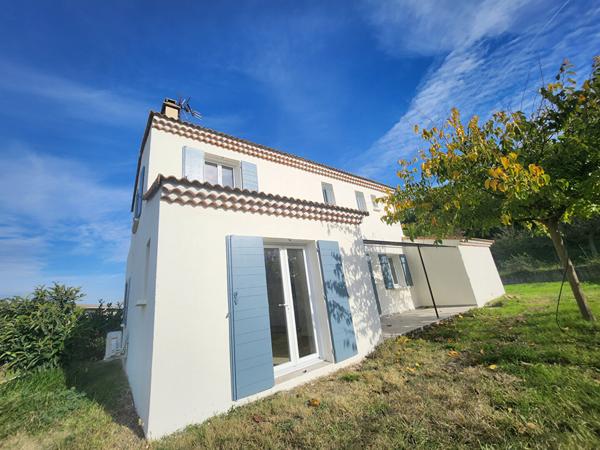 EXCLUSIVITE SUR MORIERES LES AVIGNON - MAISON A VENDRE - 3 CHAMBRES + 1 BUREAU - 102 M² SUR TERRAIN DE 760 M²