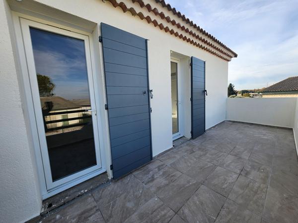 EXCLUSIVITE SUR MORIERES LES AVIGNON - MAISON A VENDRE - 3 CHAMBRES + 1 BUREAU - 102 M² SUR TERRAIN DE 760 M²