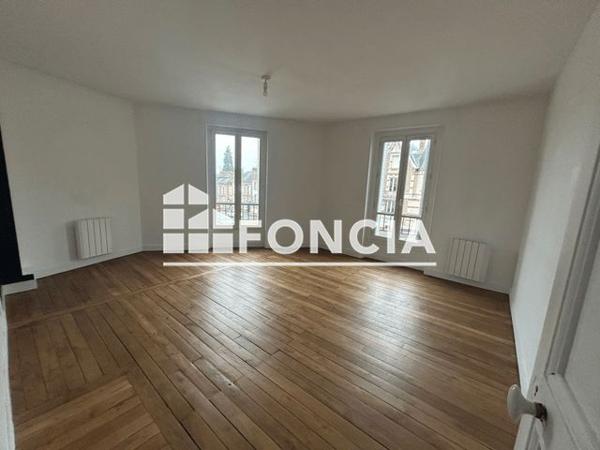 Location Appartement 4 pièces 75.33 m² - 5 BOULEVARD DE LA COURTILLE Chartres 28000