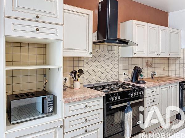 Maison à vendre 5 pièces 150 m² Scorbé-Clairvaux