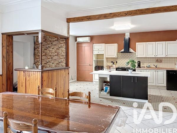 Maison à vendre 5 pièces 150 m² Scorbé-Clairvaux