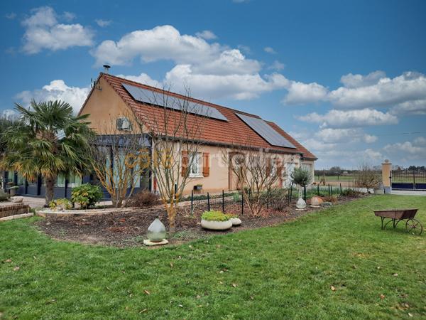 Vente Maison133 m² - 5 Pièces - LE DESCHAUX (39120)