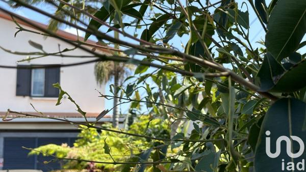 Maison 8 pièces de 172 m² à Le Tampon (97430)