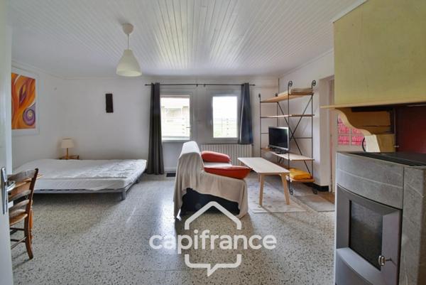 Dpt de SAONE ET LOIRE(71), à vendre MONTPONT EN BRESSE (71470) maison avec gîte et chambres d'hôtes P12 de 470 m² - Terrain de 4 374,00 m²