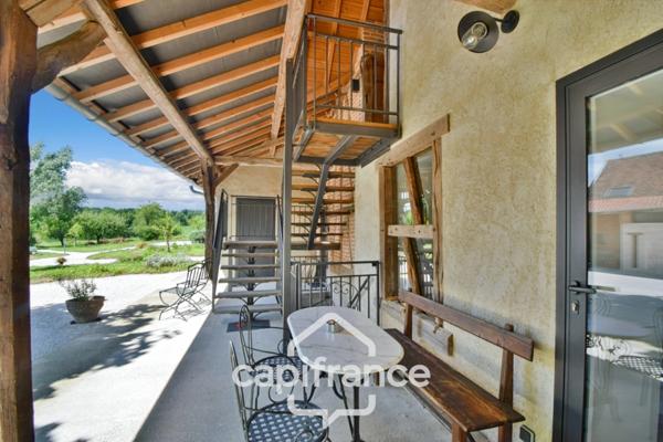Dpt de SAONE ET LOIRE(71), à vendre MONTPONT EN BRESSE (71470) maison avec gîte et chambres d'hôtes P12 de 470 m² - Terrain de 4 374,00 m²