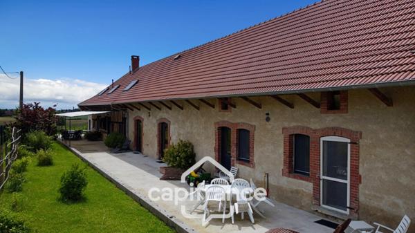 Dpt de SAONE ET LOIRE(71), à vendre MONTPONT EN BRESSE (71470) maison avec gîte et chambres d'hôtes P12 de 470 m² - Terrain de 4 374,00 m²