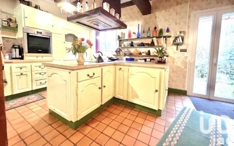 Maison à vendre 6 pièces 198 m² Mainvilliers