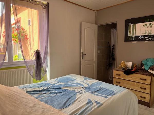 MAISON DE BOURG DE 140M2 AU COEUR DE BOUIN