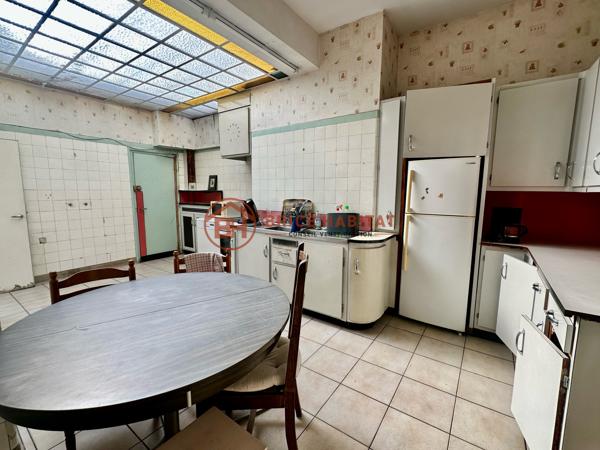 Maison 6 pièce(s) 5 chambre(s) 147 m²