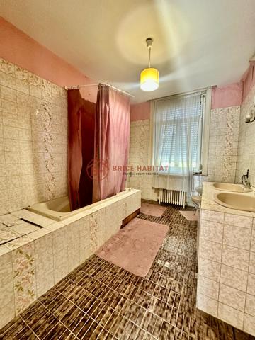 Maison 6 pièce(s) 5 chambre(s) 147 m²