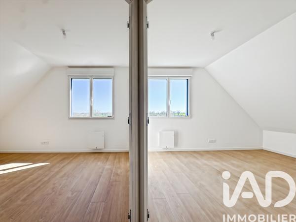Maison à vendre 7 pièces 142,76 m² Neuilly-le-Vendin