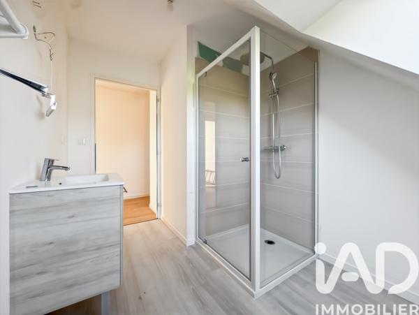 Maison à vendre 7 pièces 142,76 m² Neuilly-le-Vendin