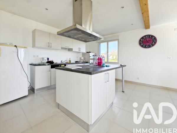 Maison à vendre 7 pièces 142,76 m² Neuilly-le-Vendin