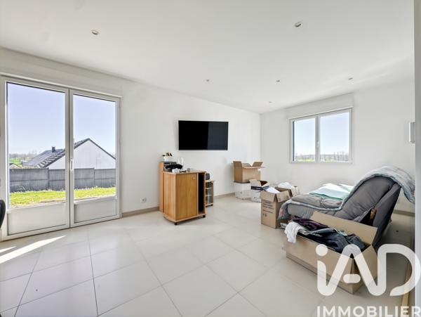 Maison à vendre 7 pièces 142,76 m² Neuilly-le-Vendin