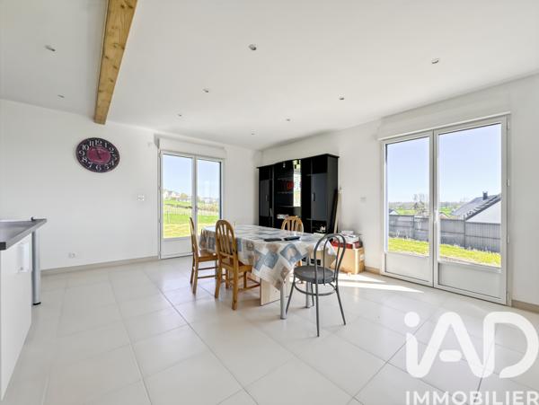 Maison à vendre 7 pièces 142,76 m² Neuilly-le-Vendin