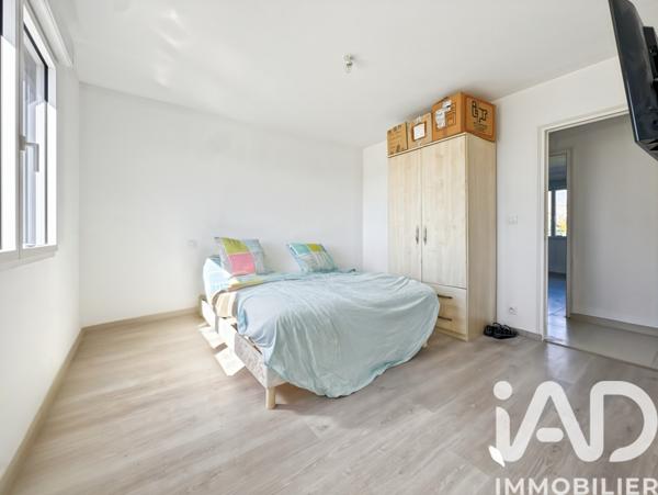 Maison à vendre 7 pièces 142,76 m² Neuilly-le-Vendin