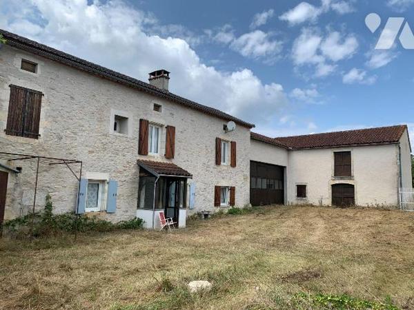 A VENDRE - A CONCOTS (46260 -LOT) - Ancien corps de ferme composé d'une maison d'habitation sur...