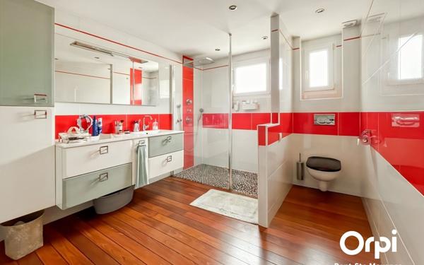 Maison à vendre    5 pièces •  Pont-Sainte-Maxence