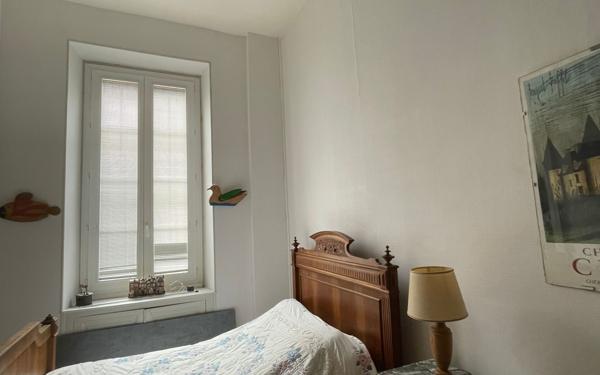 Immeuble à vendre    21 pièces • 780 m2 Decize