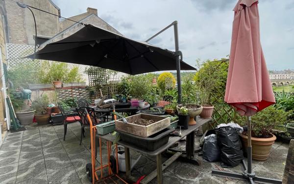 Immeuble à vendre    21 pièces • 780 m2 Decize