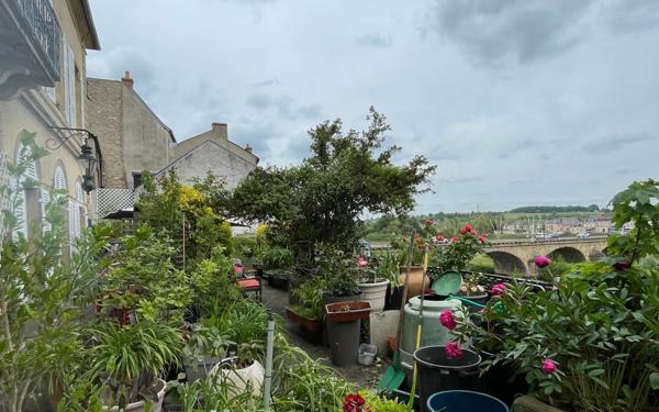 Immeuble à vendre    21 pièces • 780 m2 Decize