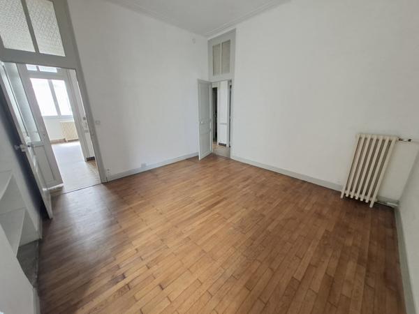 Appartement 2 pièce(s) 1 chambre(s) 71.86 m²