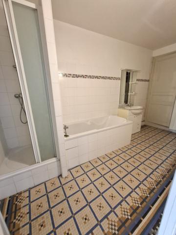 Appartement 2 pièce(s) 1 chambre(s) 71.86 m²