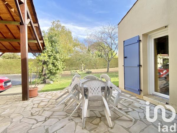 Maison traditionnelle 6 pièces de 196 m² à Antigny (85120)