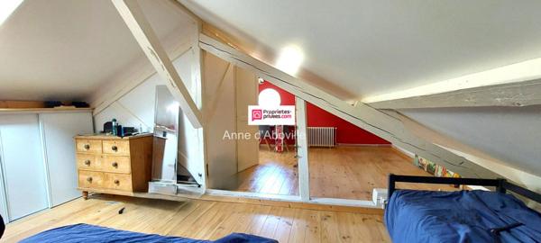 Maison  8 pièce(s) 190 m2