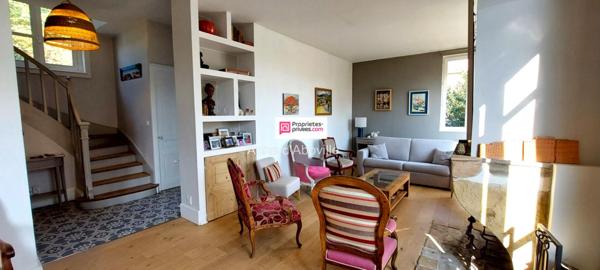 Maison  8 pièce(s) 190 m2