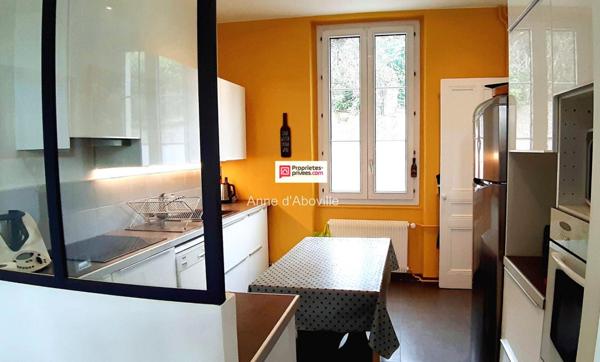 Maison  8 pièce(s) 190 m2