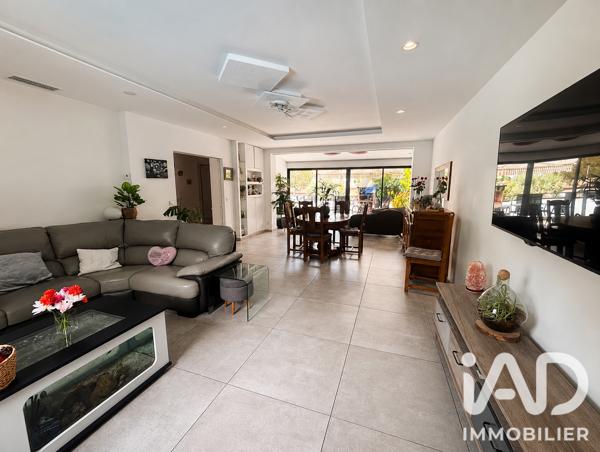 Maison à vendre 5 pièces 155 m² Le Cannet-des-Maures