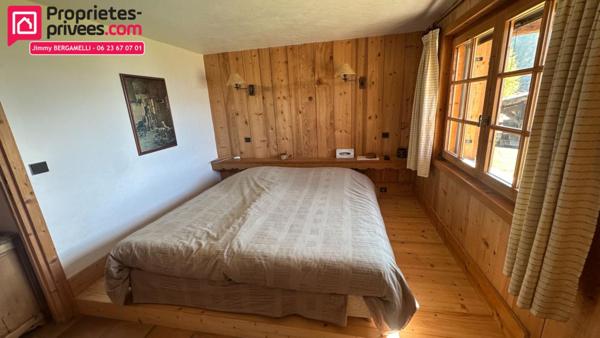 PASSY  Chalet de montagne 3 chambres avec mazot sur terrain de 1 887 m²
