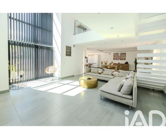 Maison à vendre 6 pièces 185 m² Monteux