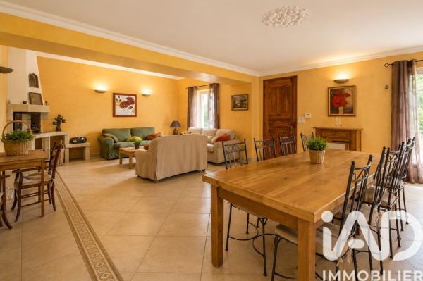 Maison à vendre 10 pièces 290 m² Bédoin