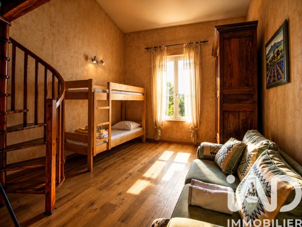 Maison à vendre 10 pièces 290 m² Bédoin