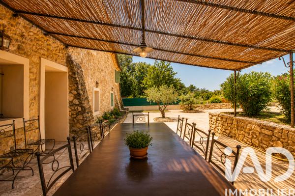 Maison à vendre 10 pièces 290 m² Bédoin