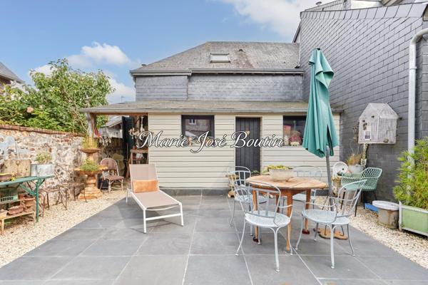 Maison à HONFLEUR, 14600 - 8 pièces 205m²