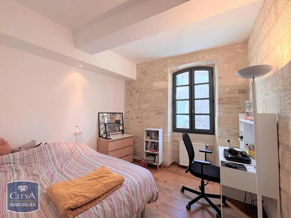 Appartement à louer 4 pièces 113.54m² Villeneuve-lès-Avignon (30400)