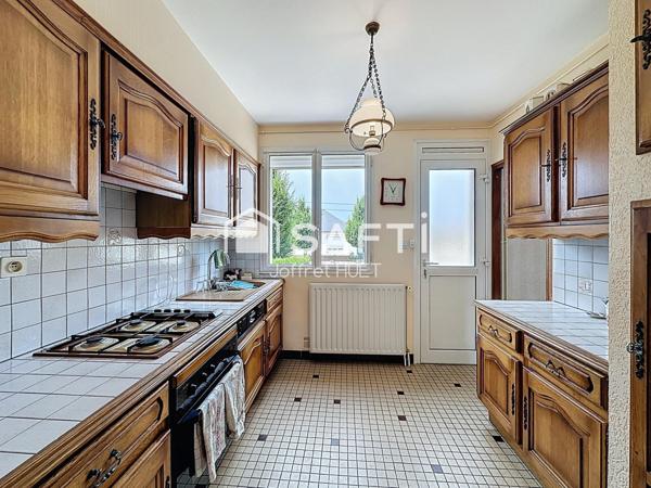 Maison de ville sur sous-sol 3 chambres.