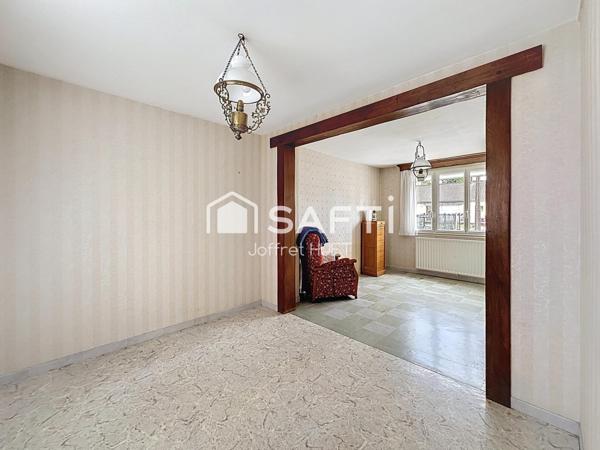 Maison de ville sur sous-sol 3 chambres.