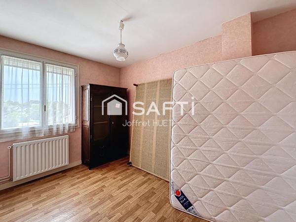 Maison de ville sur sous-sol 3 chambres.