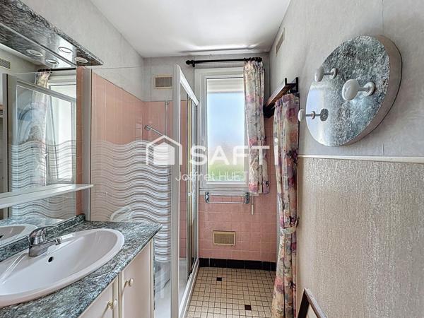 Maison de ville sur sous-sol 3 chambres.