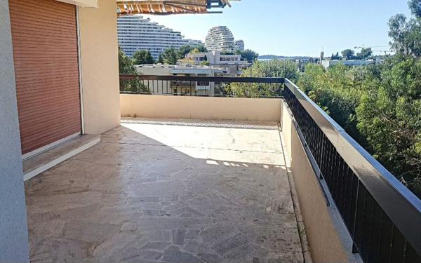 Appartement à vendre    3 pièces • 65 m2 Villeneuve-Loubet
