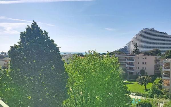 Appartement à vendre    3 pièces • 65 m2 Villeneuve-Loubet