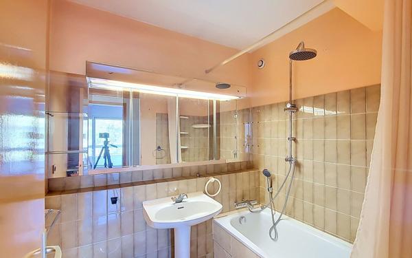 Appartement à vendre    3 pièces • 65 m2 Villeneuve-Loubet