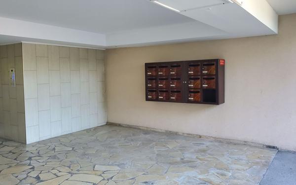 Appartement à vendre    3 pièces • 65 m2 Villeneuve-Loubet