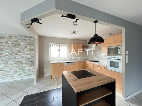 Ravissante villa avec chambre avec salle d'eau en rez-de-chaussée